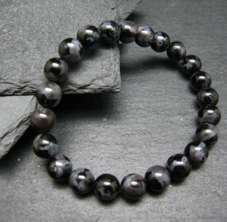 Náramek čarodějů a mágů (elitní merlinit)