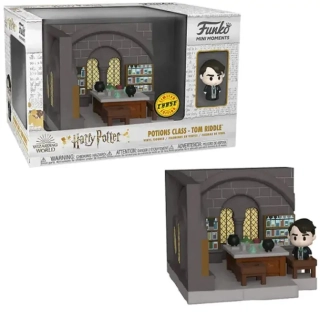 Tom Riddle - Figurka Harry Potter Mini Moments Pop! (limitovaná edice)
