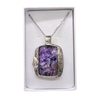 Cínovaný čaroit (ochranný talisman)