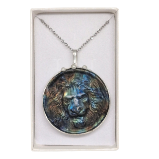 Cínovaný lev z labradoritu (ochranný talisman)