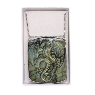 Cínovaný drak z labradoritu (ochranný talisman)