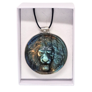 Cínovaný lev z labradoritu (ochranný talisman)