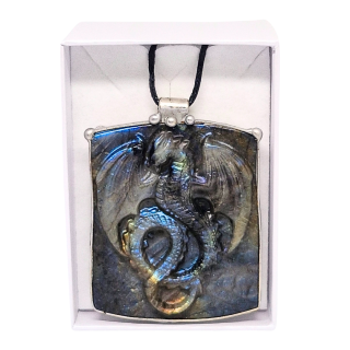 Cínovaný drak z labradoritu (ochranný talisman)