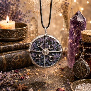 Cínovaný merlinit (ochranný talisman)